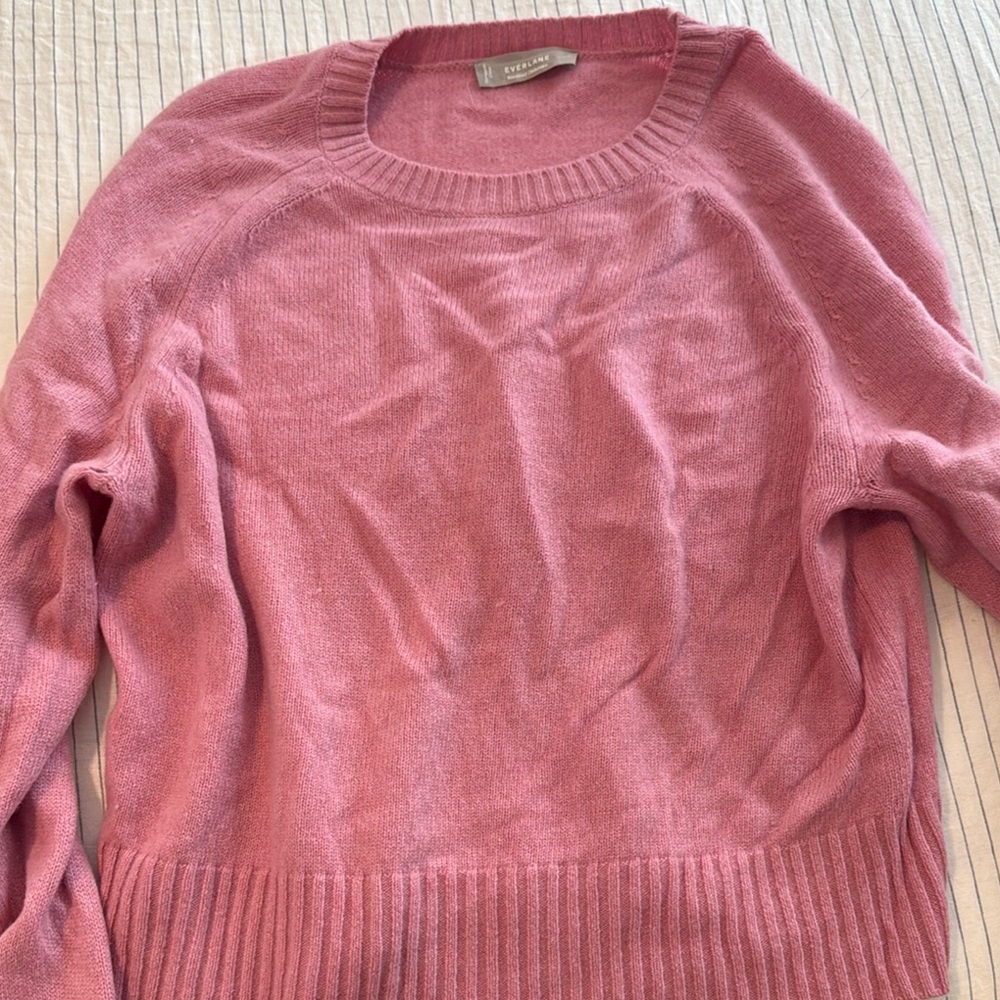 Everlane Women's Pink Cashmere Sweater